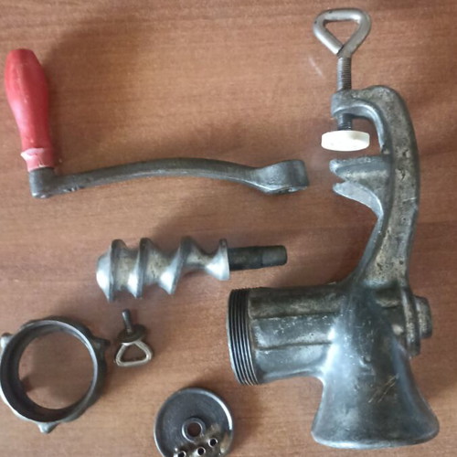 Vintage Cast Iron Cookie Machine Favorit No 5 like new