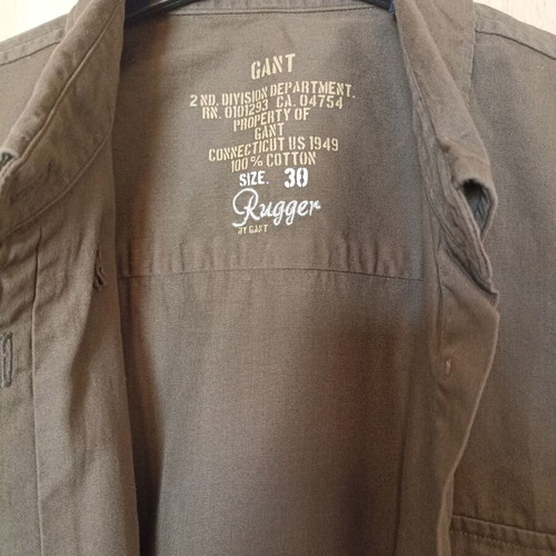Gant teen shirt like new, green, for 12-14 years old