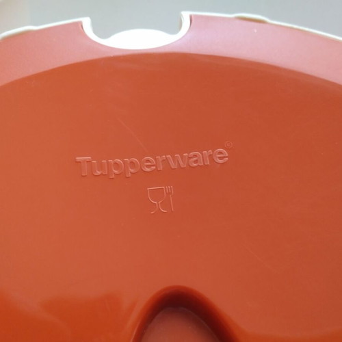 Tupperware Thermo Duo 3.5 / 4.3 liter serving container