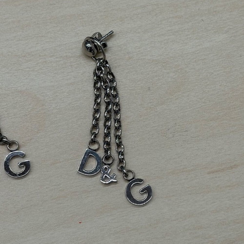 D&G earrings like new, silver