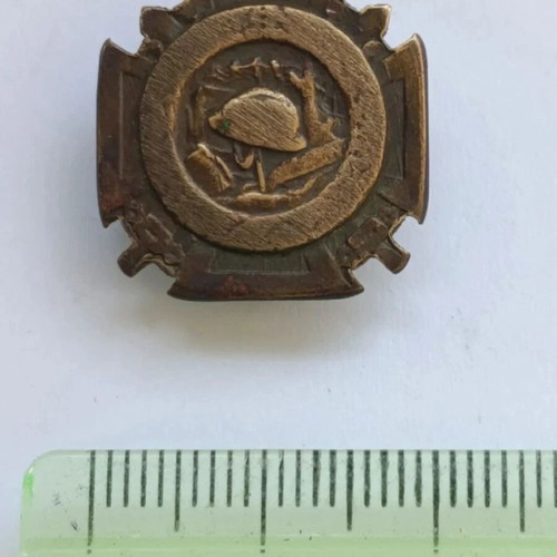 Belgium Pin Badge P. Degreef used, Bruxelles 112/114 Rue du Midi