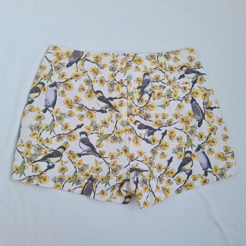 Desigual women's floral shorts with embroidered butterflies, size 40 M/L W30"