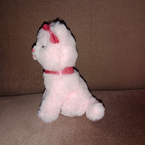 Pink plush cat toy, about 18 cm