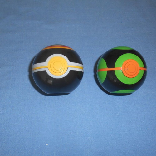 Pokemon 2 used Pokeballs