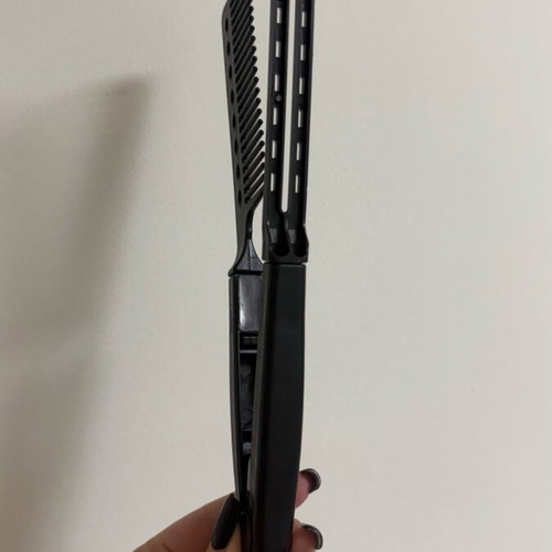 Hair Comb V-Shaped Tool for Straightening and Haircutting New