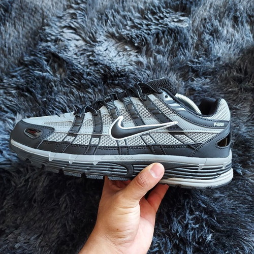 Nike P-6000 sneakers black and grey size 43