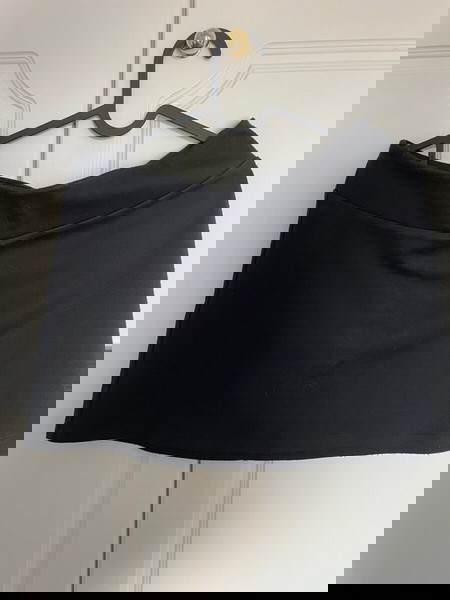 Pink woman little black skirt M
