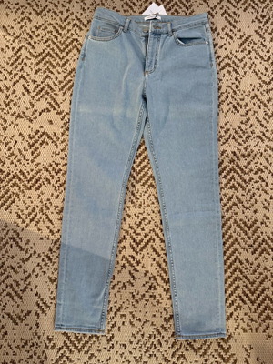 Γυναικείο τζιν Lacoste μέγεθος 30 L ολοκαίνουργιο με καρτελάκια