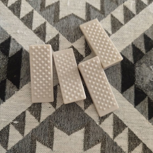 Plastic wedges pack of 4 like new