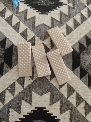 Plastic wedges pack of 4 like new
