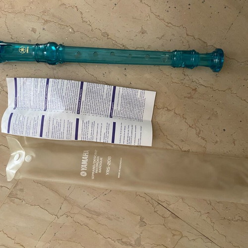 Yamaha YRS 20 B recorder flute like new