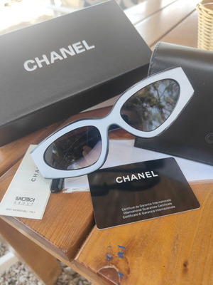 Chanel 6056 sunglasses new, black and white