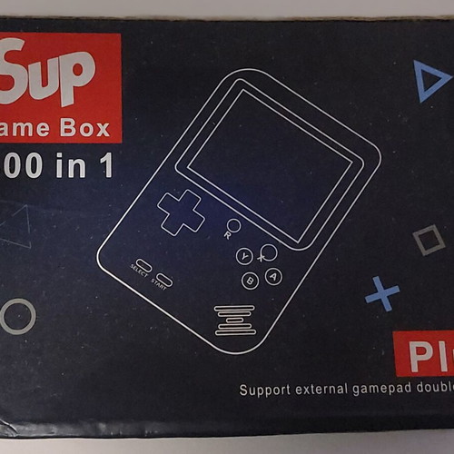 Sup handheld game console 400 in 1 like new