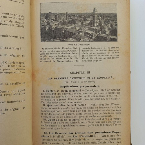 Pack of 7 used old French books, 1905-1951