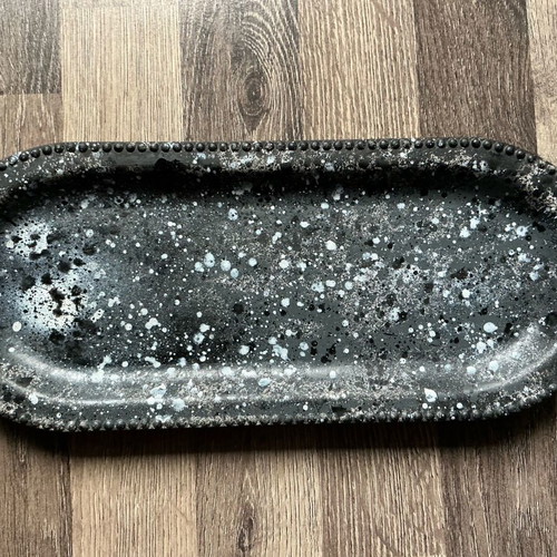 Minimal decorative tray like new