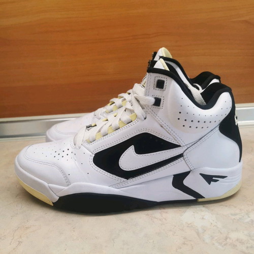 Nike Air Flight Lite Mid 40 like new leather basketball shoes