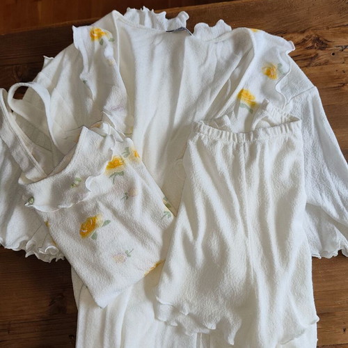 Pajama and robe set new, cotton, small medium, white and yellow