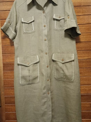 Linen dress size L like new, beige with buttons and pockets