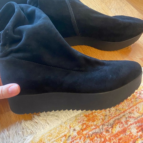 Feng Shoe over the knee boots black like new, size 37