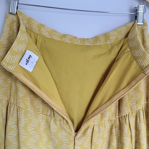 Maxi skirt Wild Pony like new, size large, yellow