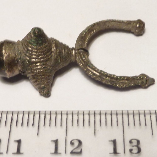 Antique Revival Bronze Silver-Plated Earring Used