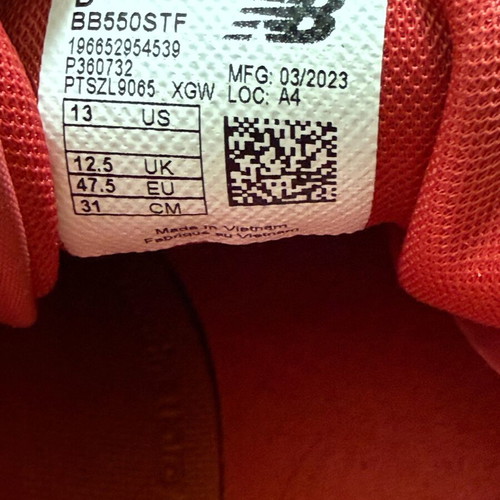 New Balance 550 men's sneakers size 47.5 like new, leather with suede details