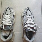 New Balance 9060 MSH sneakers, white and grey, size 41