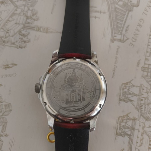 Venezianico Redentore Enigma wristwatch like new, red with Seiko mechanism