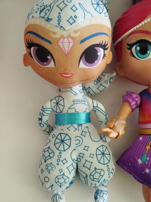 Shimmer and Shine 3 dolls used, pack