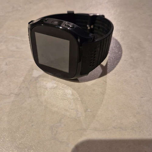 Smartwatch non-functional for parts or repair