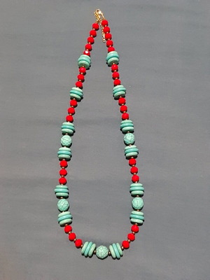 Necklace with turquoise howlite and Austrian crystals, new