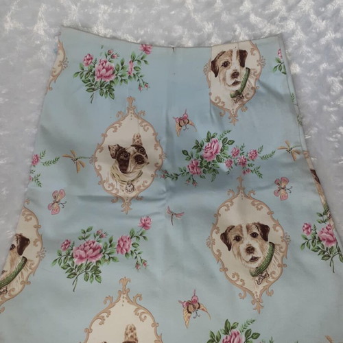 Yuka Resort skirt like new with dog pattern, beige and blue