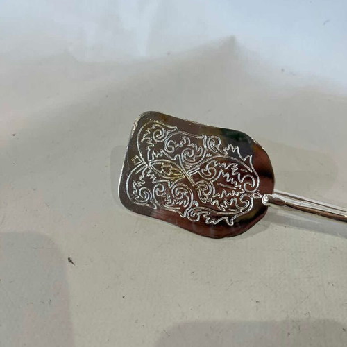 Vintage silver-plated serving tongs with embossed design, 21cm
