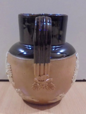 Dewar's Scotch Whisky Royal Doulton old advertising ceramic jug