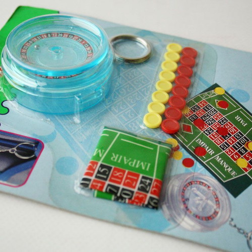 Vintage 90's Roulette Keychain Casino Game HP New