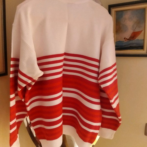 Lacoste men's sweater XL 100% cotton like new