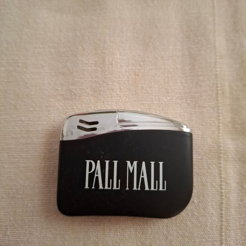 Pall Mall lighter used