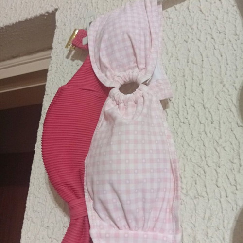 Swimwear set of 2 like new, extra small strapless tops red and pink