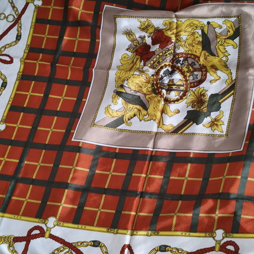 Large square scarf with equestrian pattern like new
