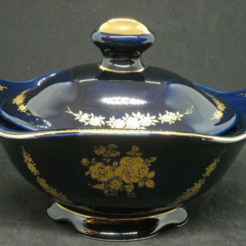 Porcelain fondue dish used, cobalt blue with 24k gold by KE.TE.