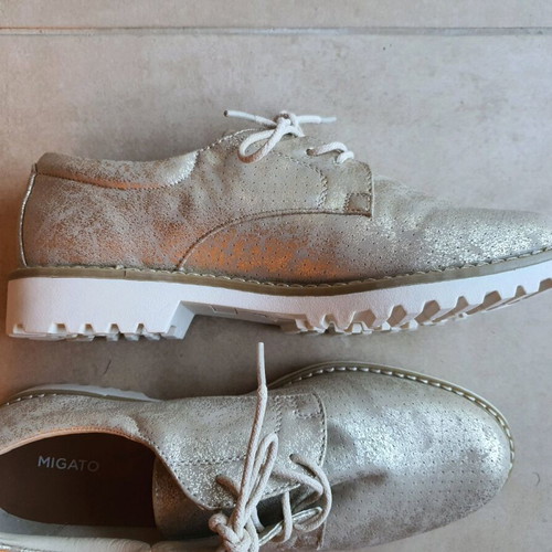 Migato Oxford shoes new, broken gold color, synthetic leather