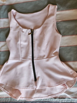 Top in soft pink color like new, size S/M