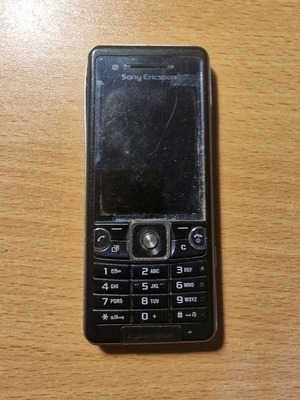 Sony Ericsson C510 употребяван не тестван черен мобилен телефон