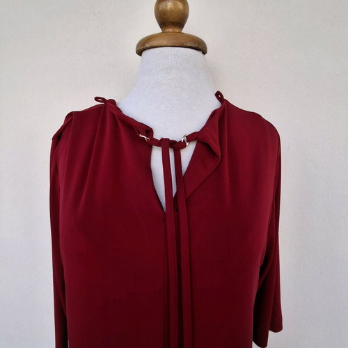 Blouse like new, burgundy, size L