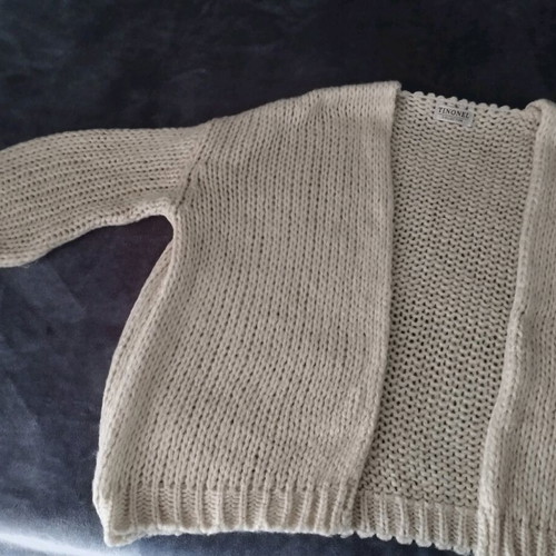 Knitted cardigan like new, 3/4 sleeve, beige