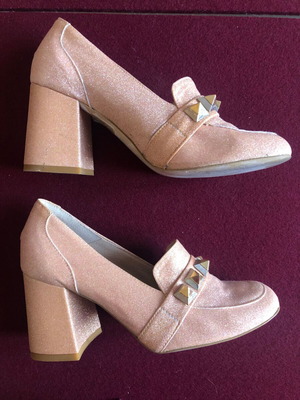 George J. Love moccasins used, size 36, pink with gold details