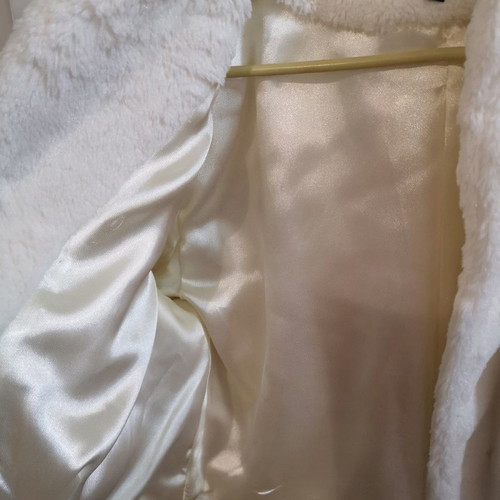 Angelo Psarros ecological fur new, white, size M