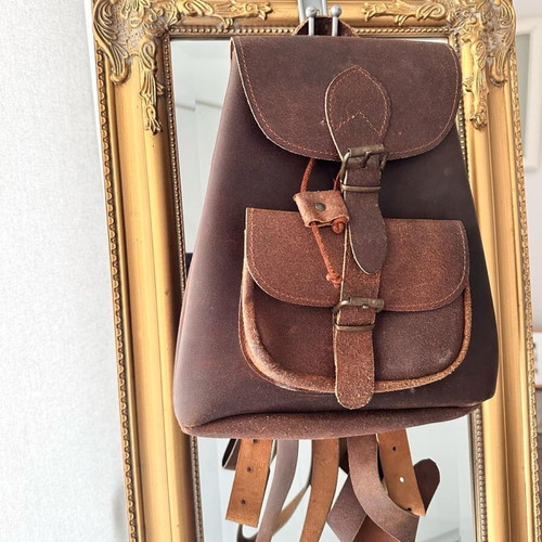 Leather backpack like new, brown