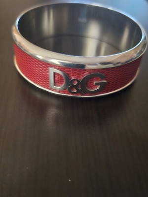 Dolce & Gabbana bracelet like new with red leatherette
