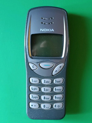 Nokia 3210 μεταχειρισμένο, πιθανώς λειτουργικό